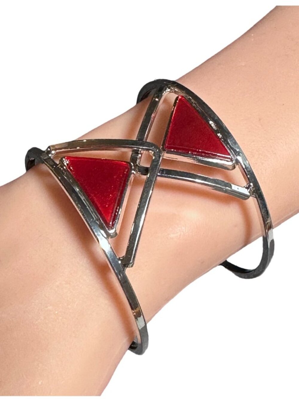 Cuff Bracelet Silver Tone Red Center Geometric Lightweight Womens Jewelry NWOT